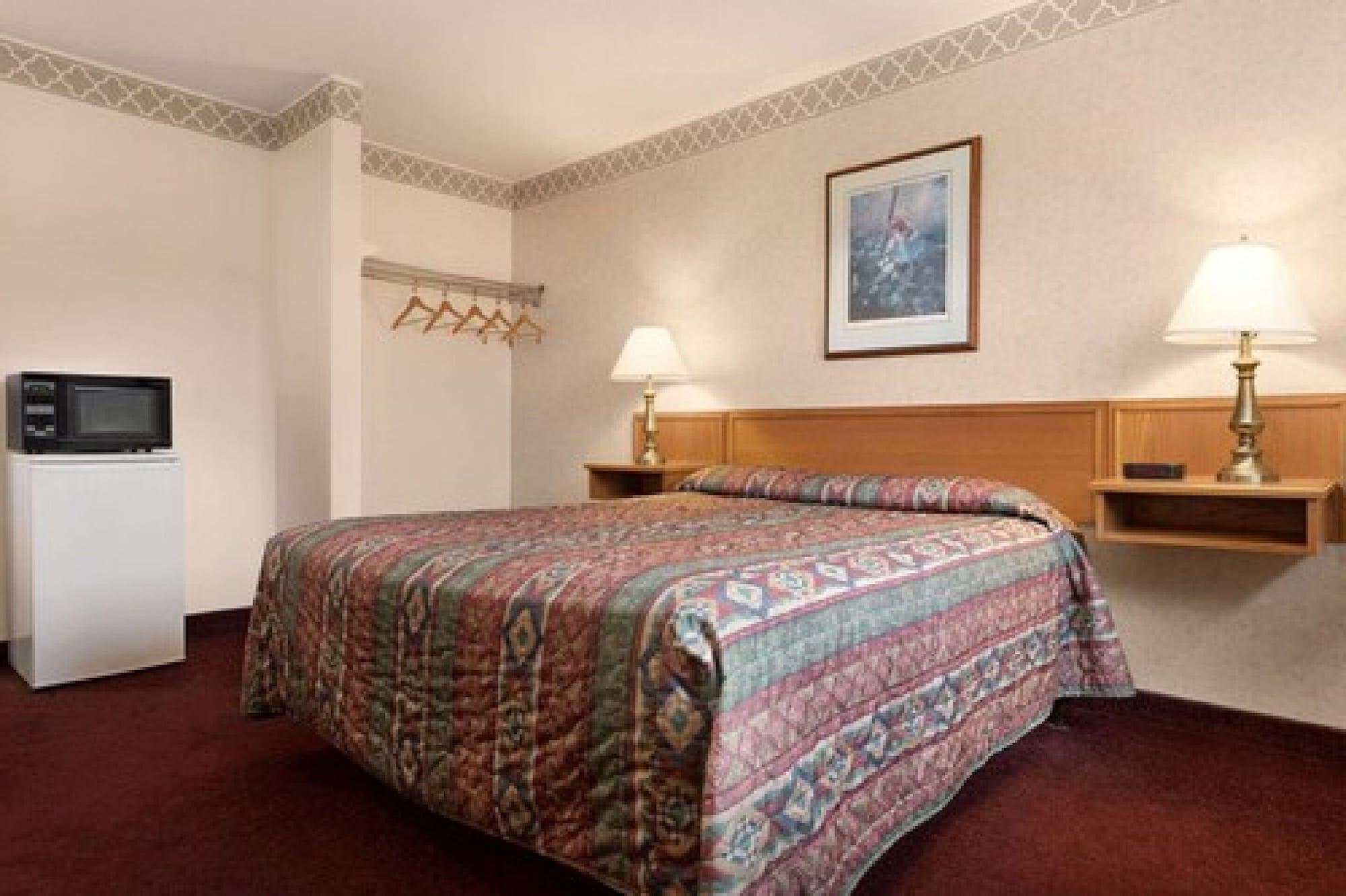 Travelodge by Wyndham Port Elgin Eksteriør billede